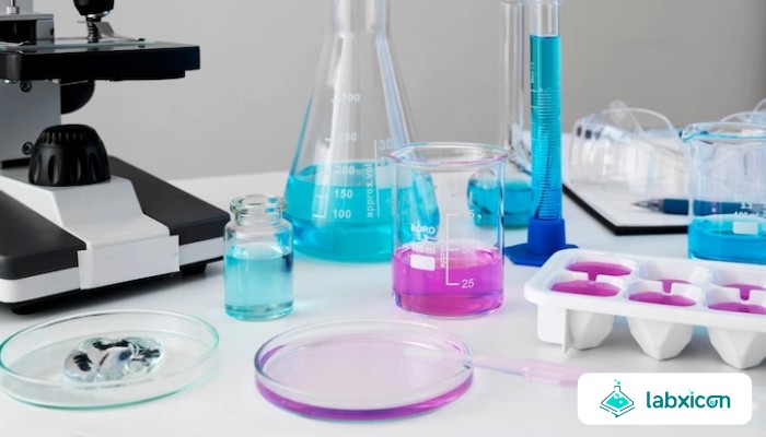 Metode Kerja Laboratorium Modern, Dari Pengukuran Presisi hingga Analisis Data